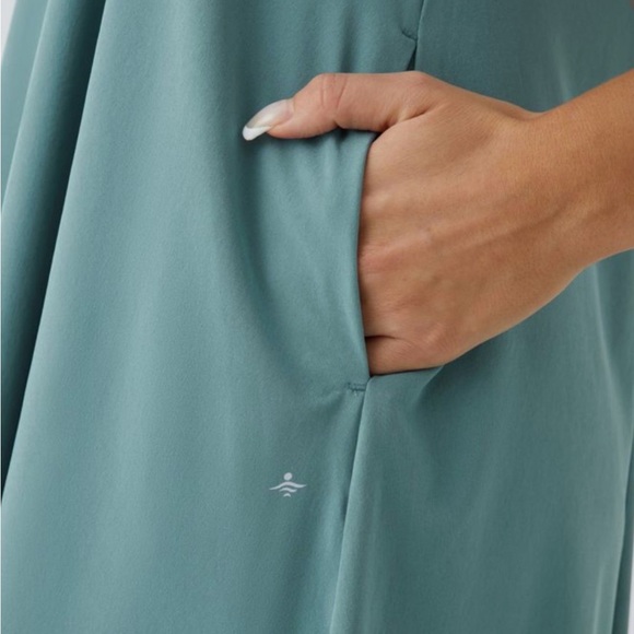 Halara Breezeful Backless Racerback Side Pocket High Low Flowy Midi Quick Dry - Picture 4 of 12